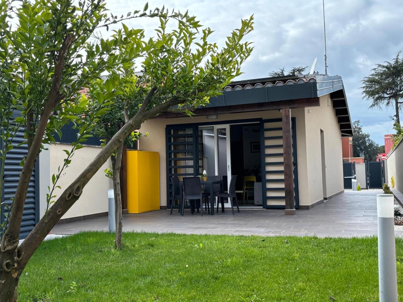 Villino Ancillotto With Garden And Parking Motorcycle Space Rome Extérieur photo