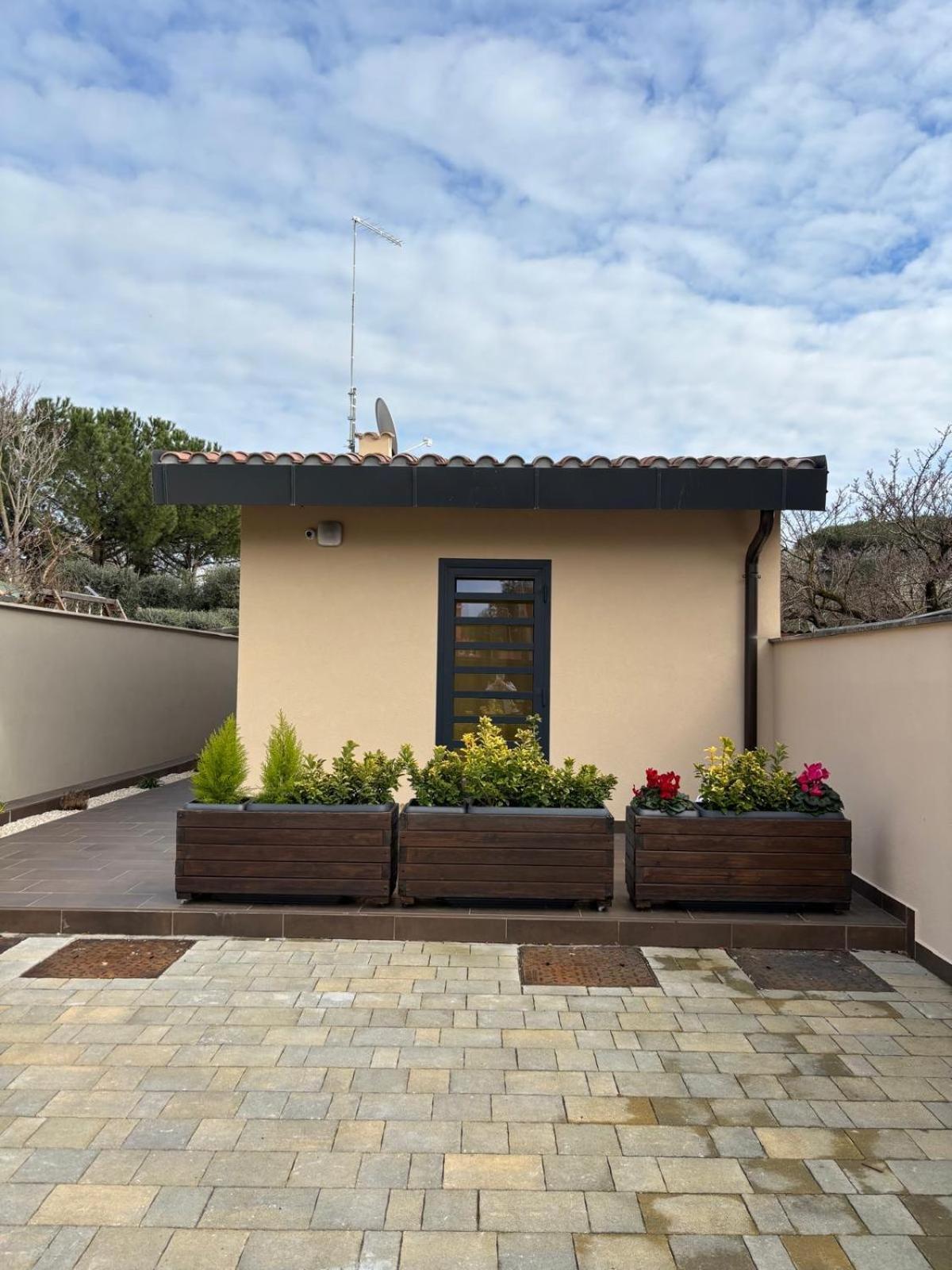 Villino Ancillotto With Garden And Parking Motorcycle Space Rome Extérieur photo